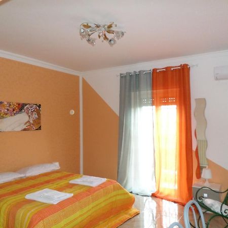 B&B Villino Lory Marino Camera foto